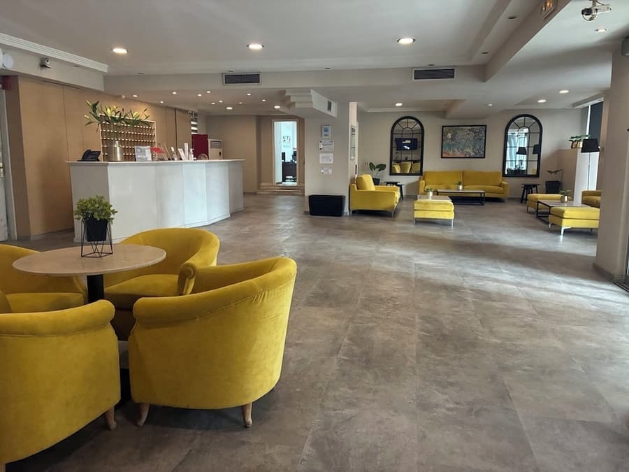 Candia Hotel