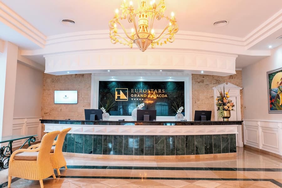 Eurostars Grand Cayacoa