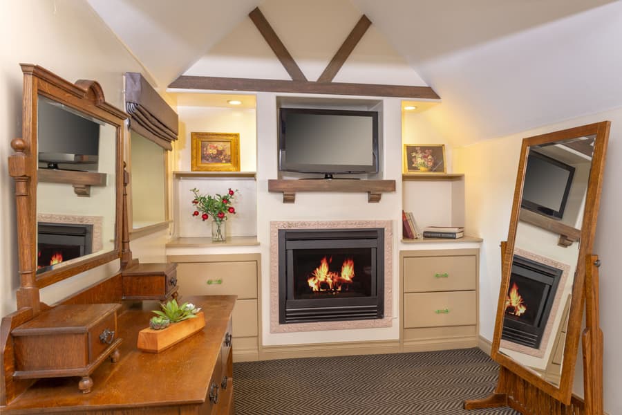 The Pierpont Inn