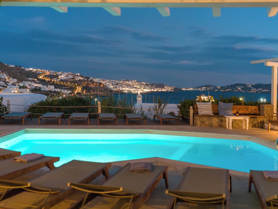 Rhenia Mykonos Hotel & Bungalows