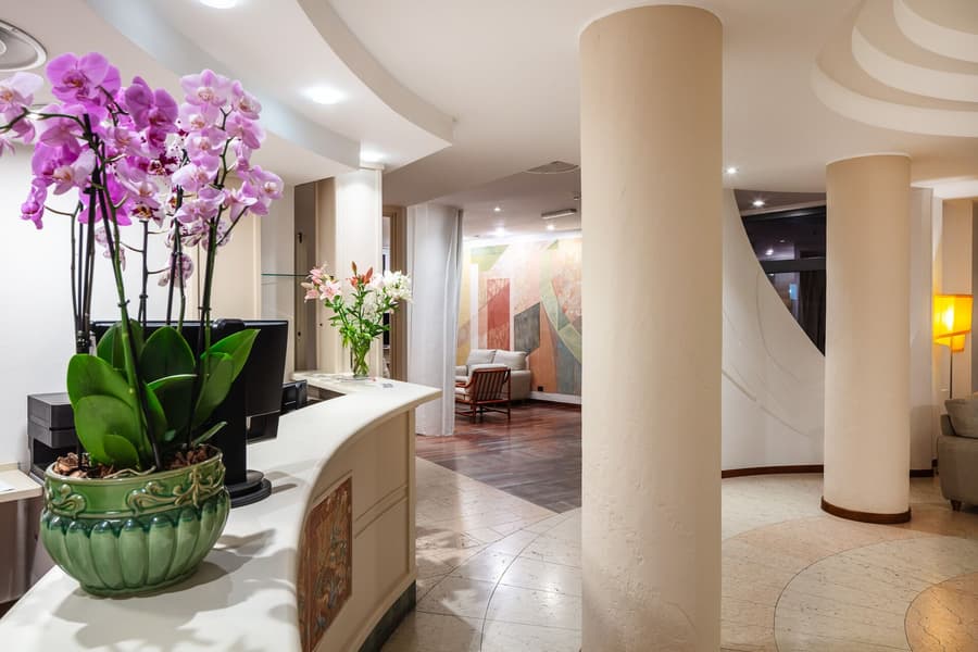 Hotel Carlo Felice