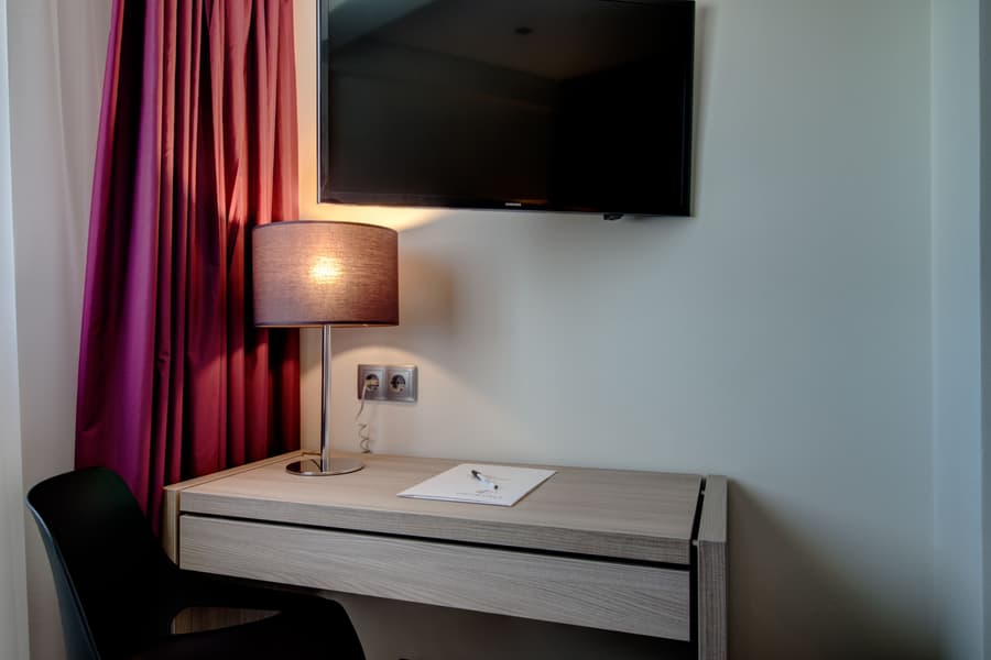 VIP Inn Berna Hotel