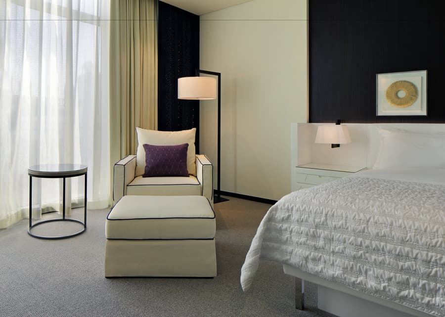 Le Meridien Dubai Hotel & Conference Centre