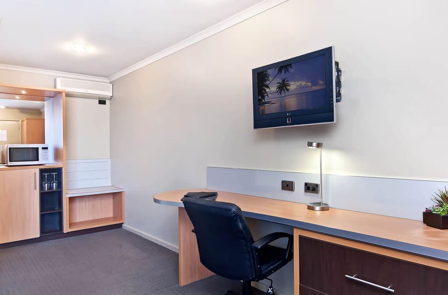 Comfort Inn On Raglan