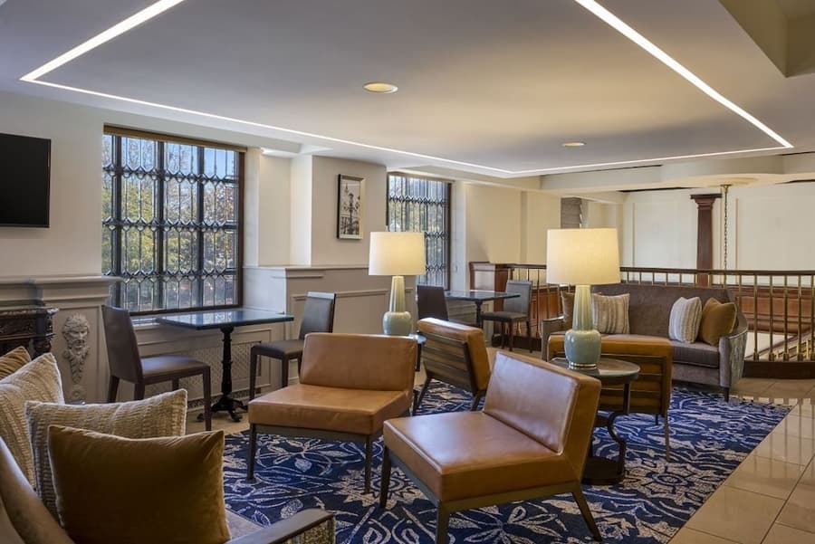 Phoenix Park Hotel