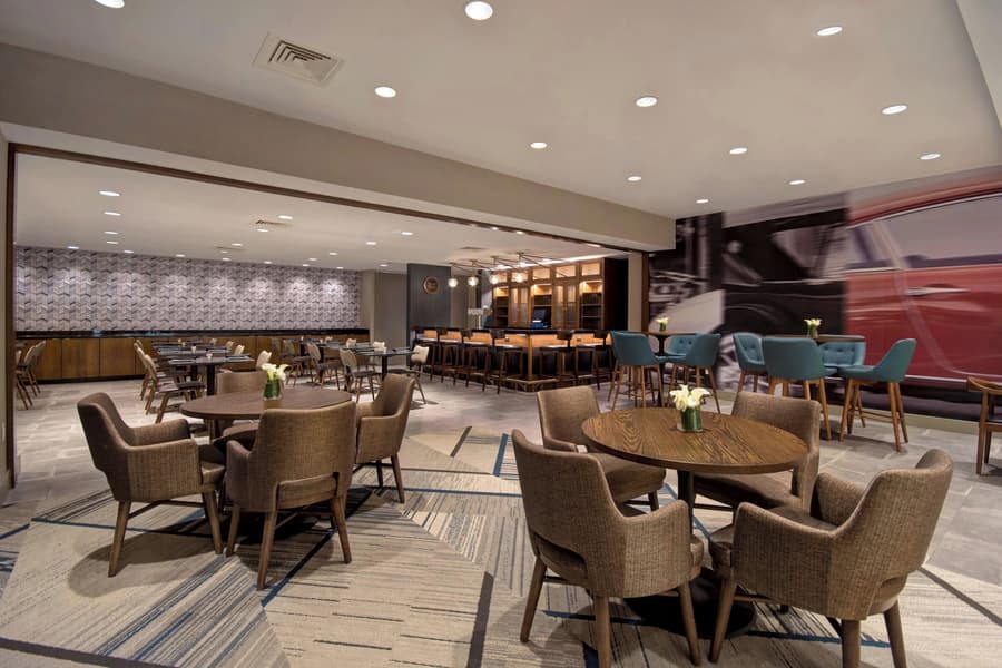 Four Points by Sheraton Boston Newton