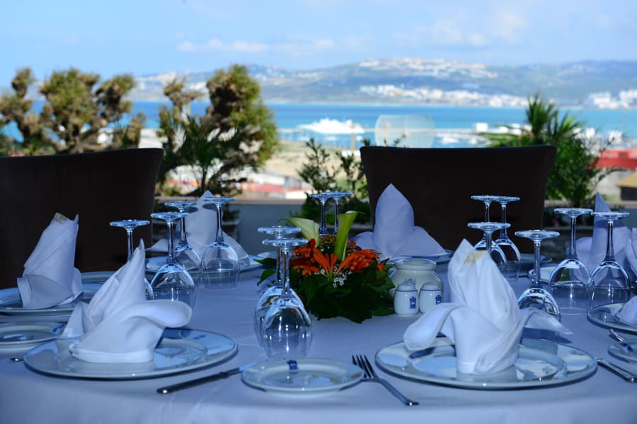 El Minzah Hotel