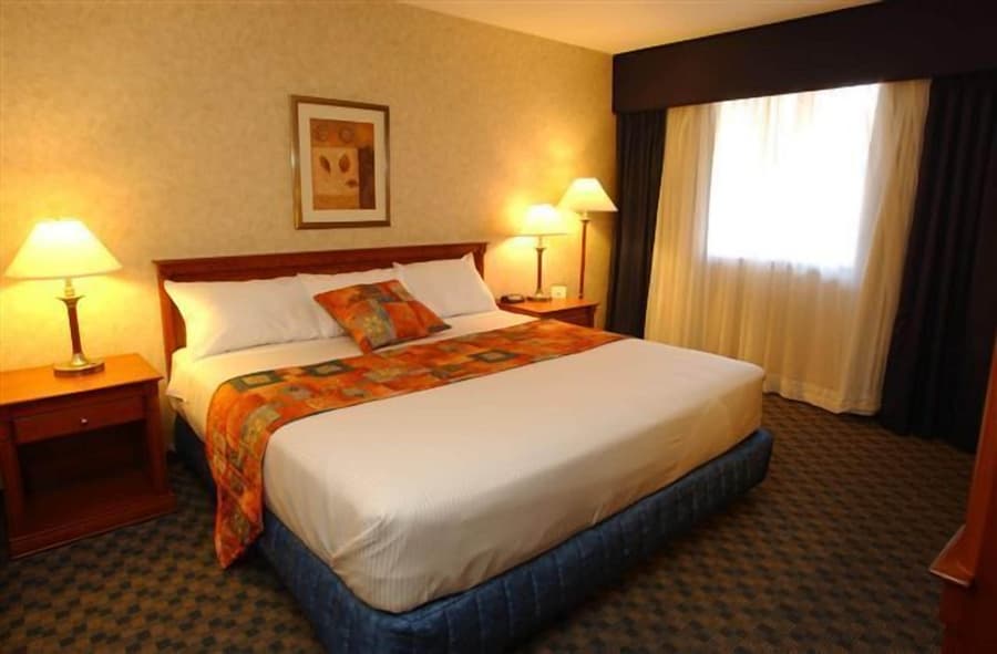 North Vancouver Hotel