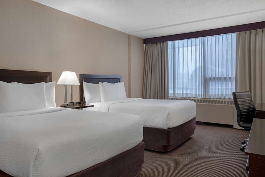Ramada Plaza by Wyndham Calgary Downtown