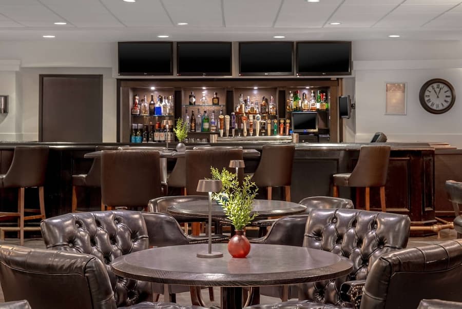Ramada Plaza by Wyndham Calgary Downtown