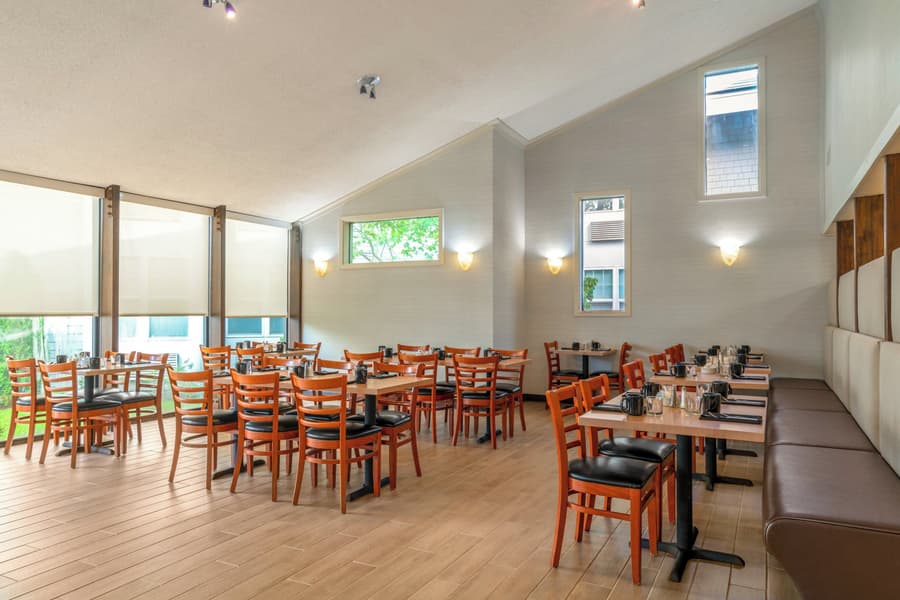 Holiday Inn Hyannis by IHG