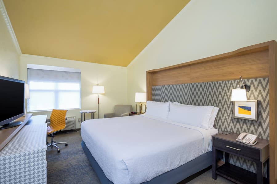 Holiday Inn Hyannis by IHG