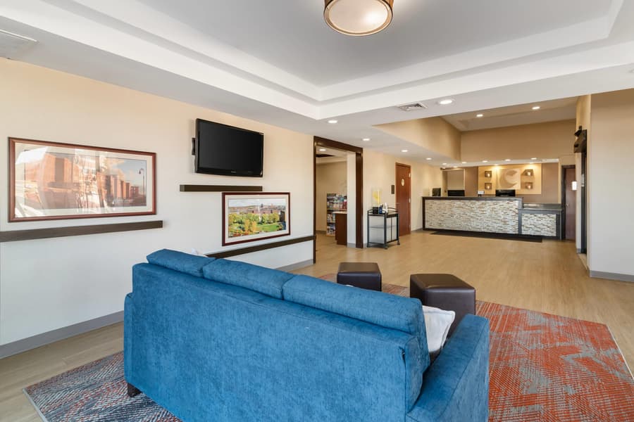 Comfort Inn Manchester Airport
