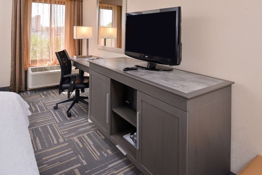 Hampton Inn closest to Universal Orlando
