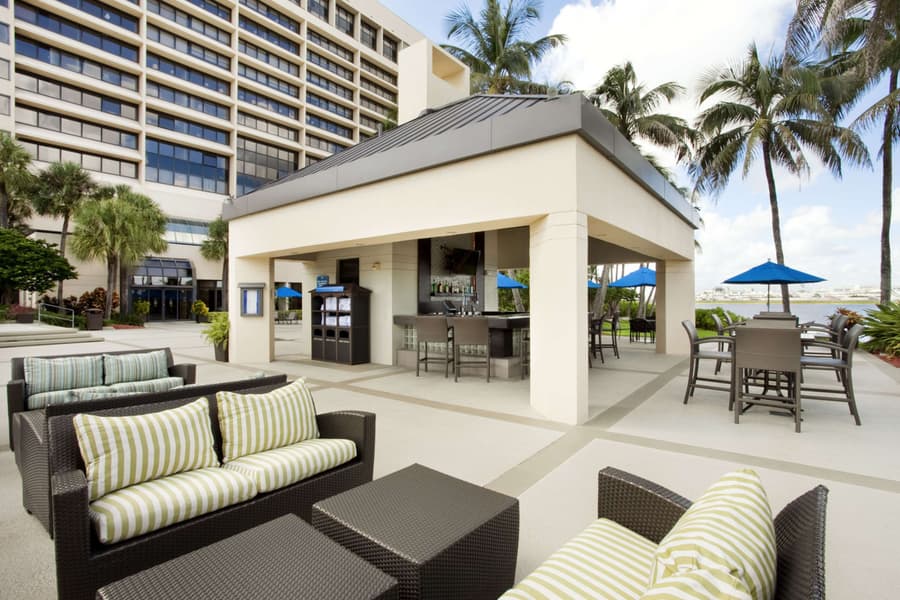 Hilton Miami Airport Blue Lagoon