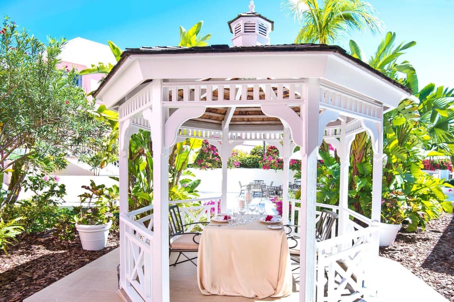Comfort Suites Paradise Island