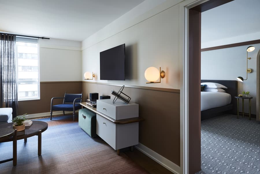 Kimpton Saint George by IHG