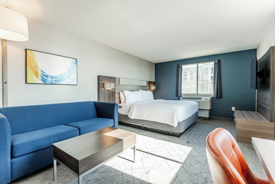 Holiday Inn Express Philadelphia - Penns Landing by IHG
