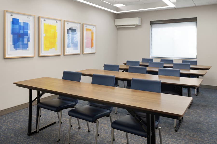 Holiday Inn Express Philadelphia - Penns Landing by IHG