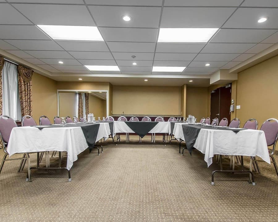 Quality Inn & Suites Bay Front