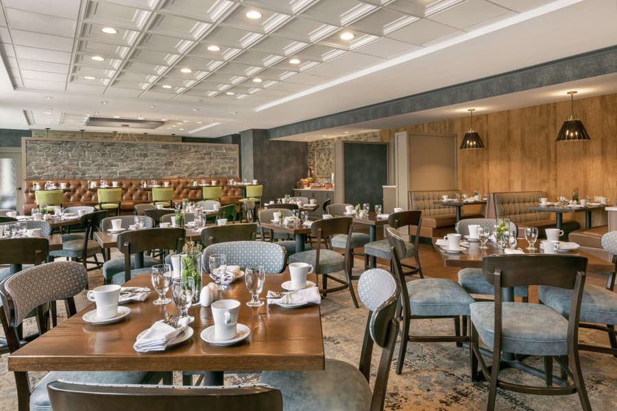 Doubletree by Hilton McLean Tysons