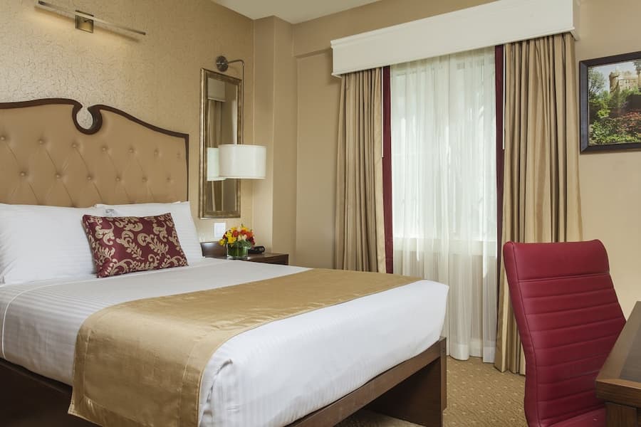 King George Hotel
