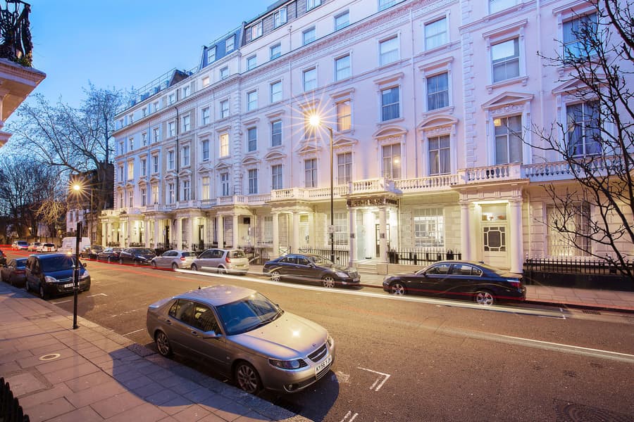Queens Park Hotel
