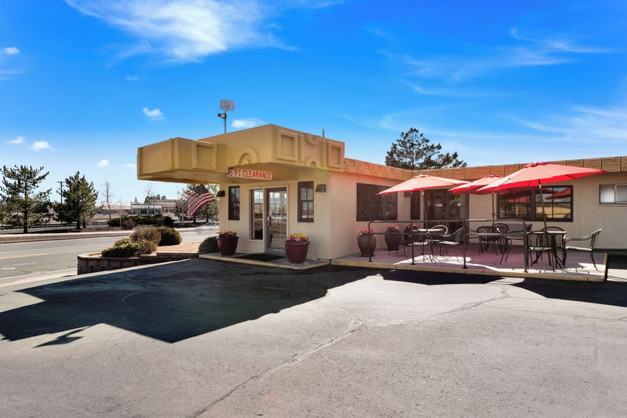 Kings House Motor Hotel, a Dazzler Select by Wyndham