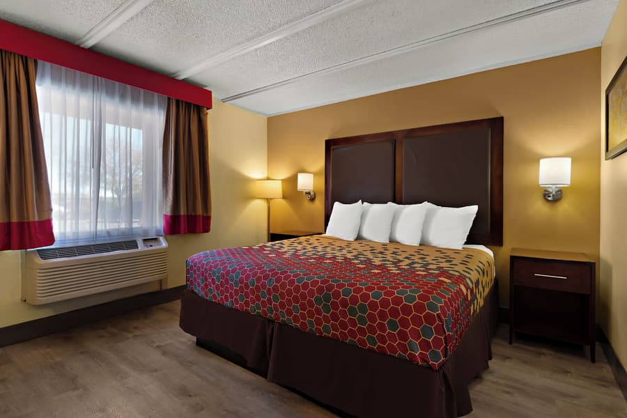 Kings House Motor Hotel, a Dazzler Select by Wyndham