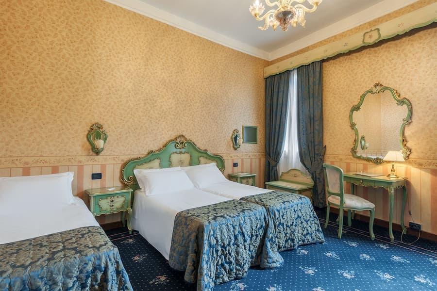 Hotel Montecarlo