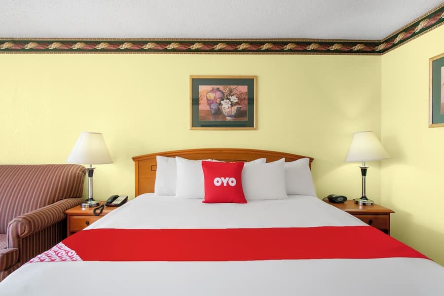 OYO Hotel Oklahoma City South I-35 and SE 29th