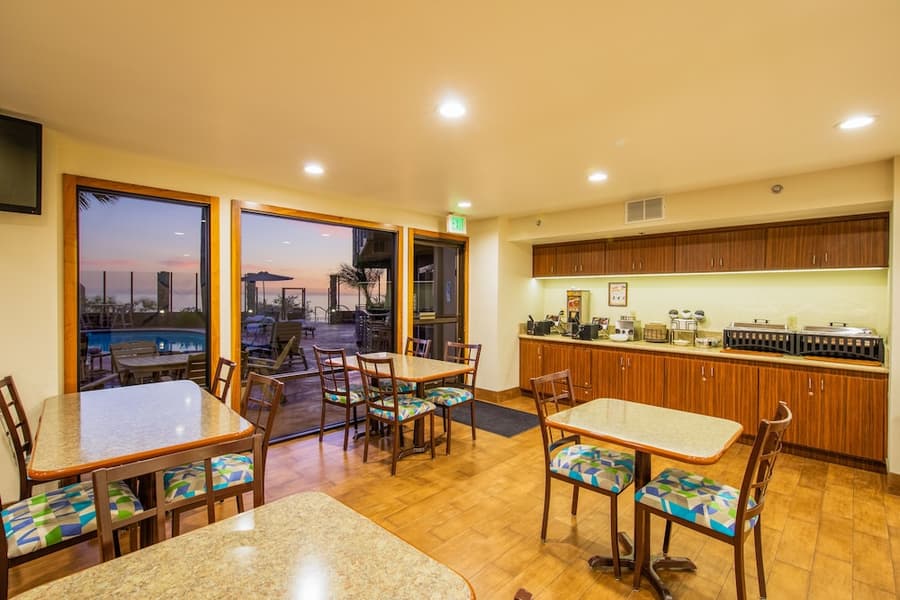 Inn at the Cove