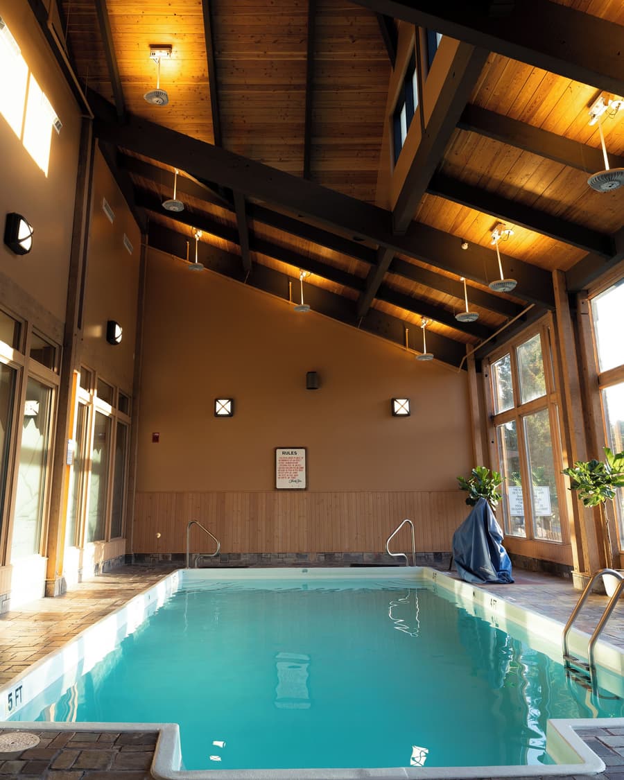 Grouse Mountain Lodge