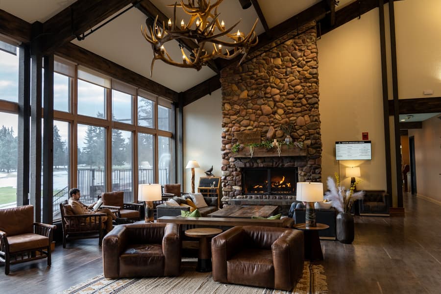 Grouse Mountain Lodge