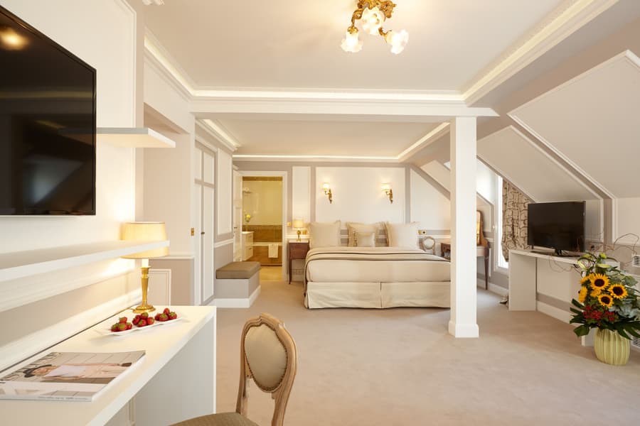 Hotel Regina Louvre