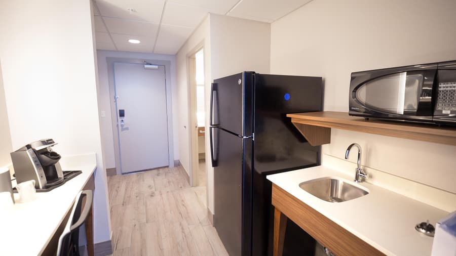 Holiday Inn Express & Suites Panama City Beach - Beachfront by IHG