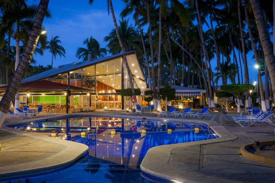 Araiza Palmira Hotel