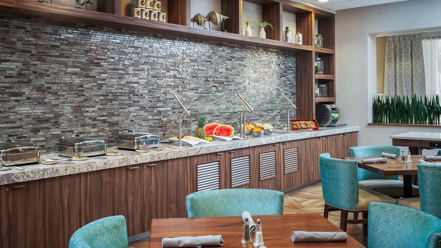 DoubleTree by Hilton Hotel West Palm Beach Airport