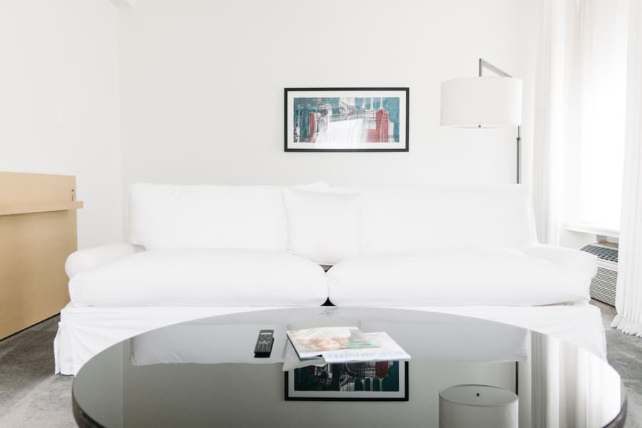 The Chicago Hotel Collection Ambassador Gold Coast