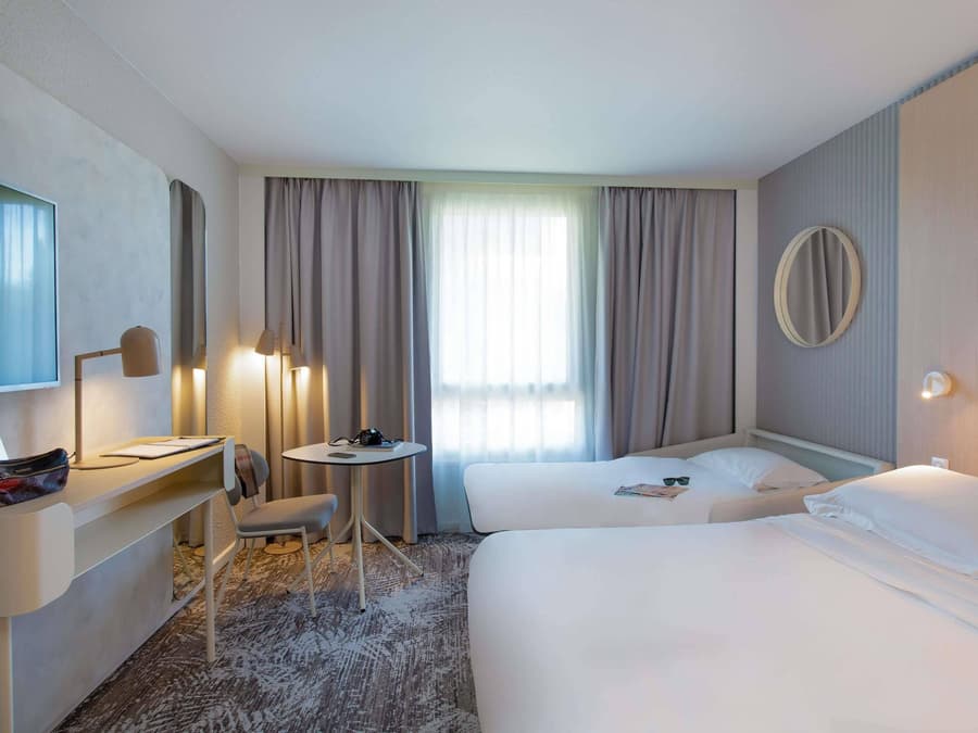 Hotel Novotel Aix en Provence Pont de l'Arc Fenouillères