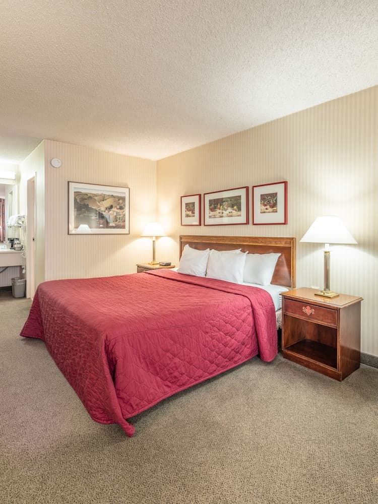 University Place Hotel & Conference Center