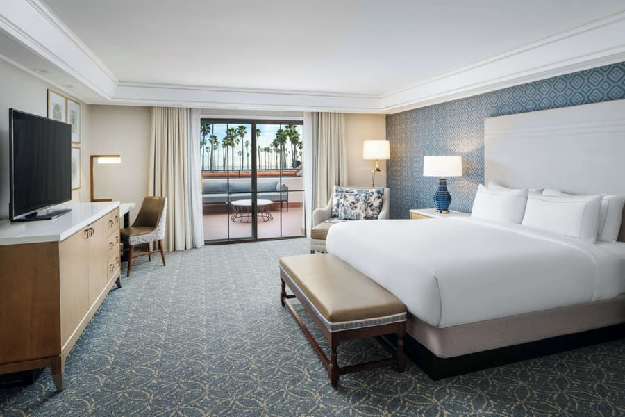Hilton Santa Barbara Beachfront Resort