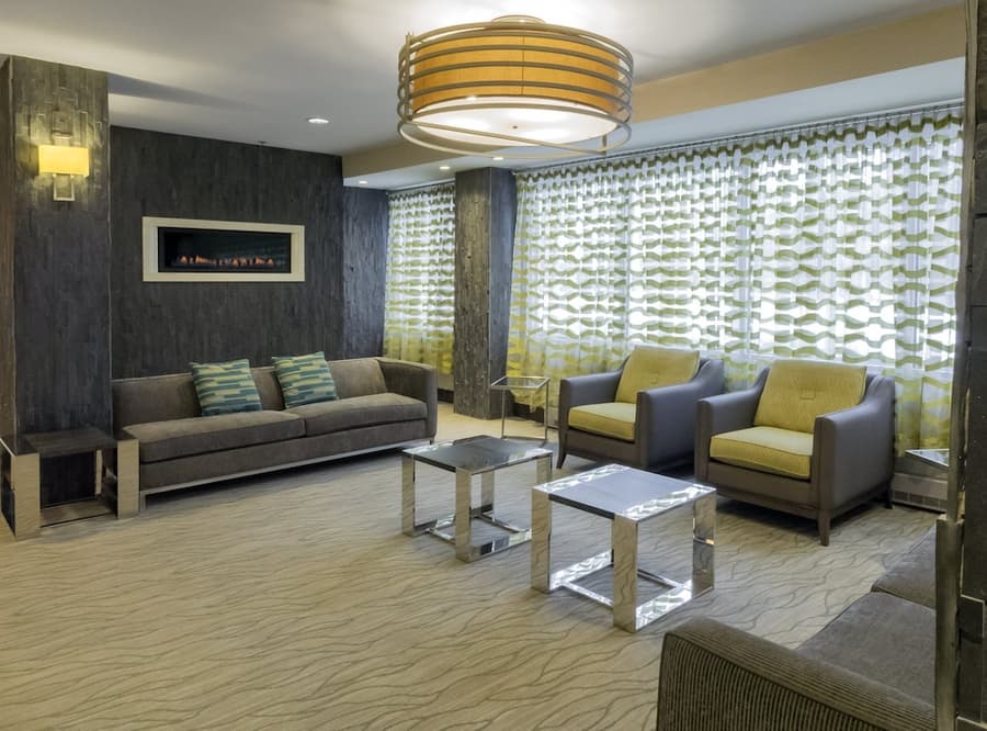 Holiday Inn Niagara Falls State Park Entry by IHG