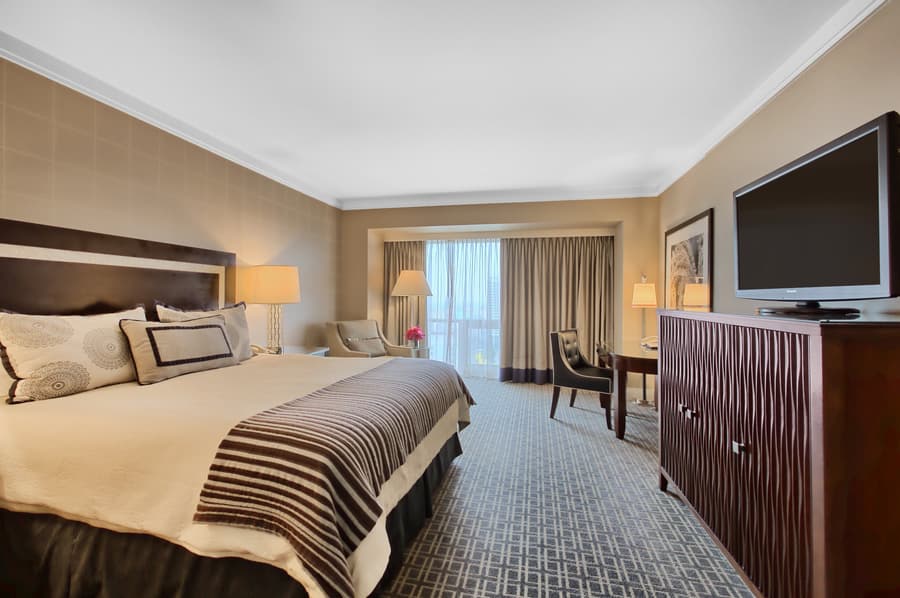 Omni Los Angeles Hotel at California Plaza