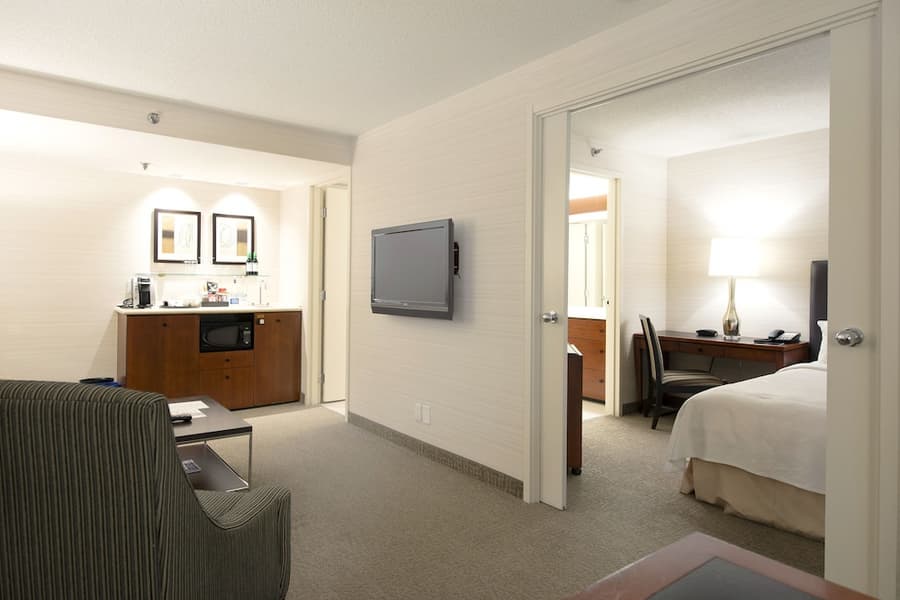 Cambridge Suites Toronto