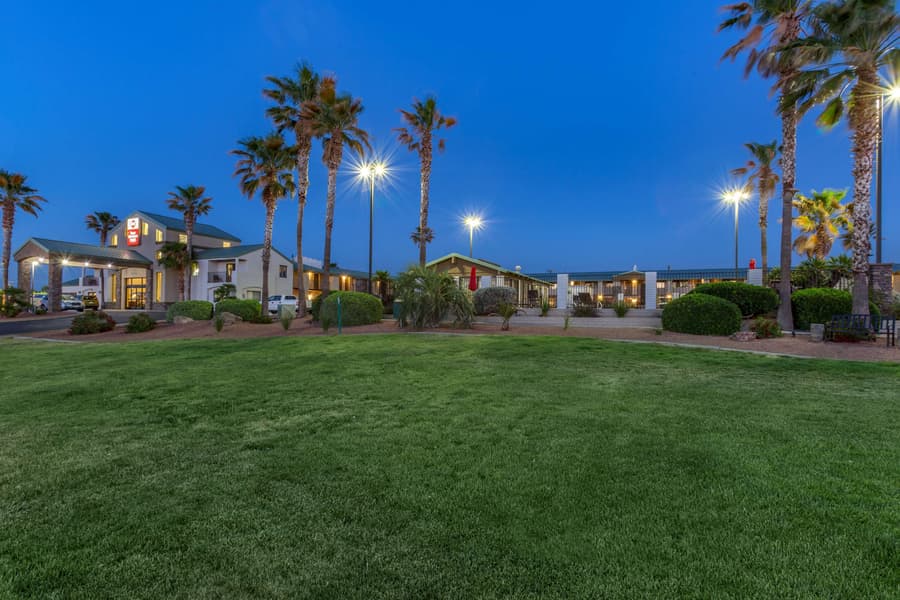 Best Western Plus King's Inn & Suites