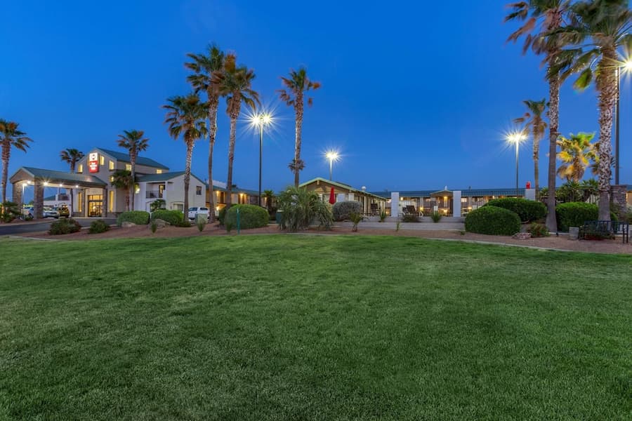 Best Western Plus King's Inn & Suites