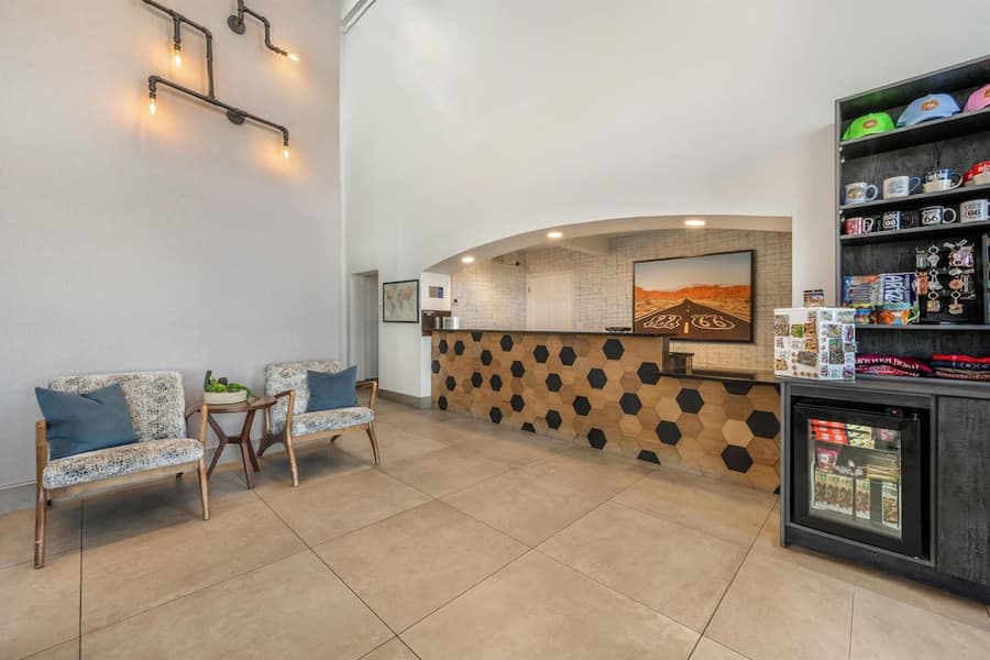 Best Western Plus King's Inn & Suites