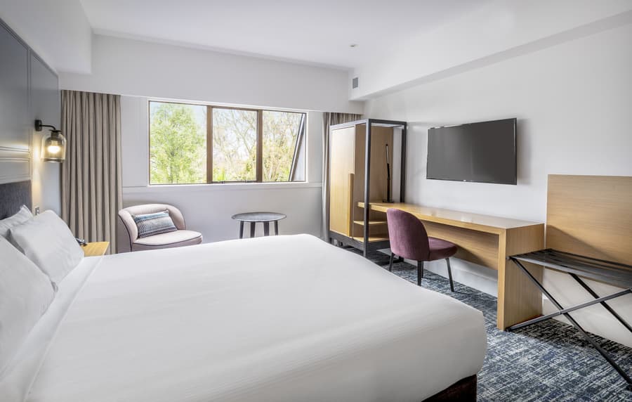 Chateau on the Park - Christchurch, a DoubleTree by Hilton