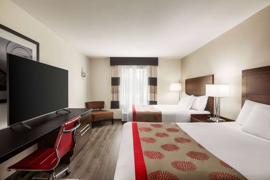 Ramada by Wyndham Sarasota Waterfront